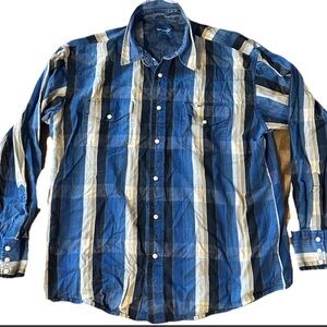 Wrangler Men's Blue and Cream Striped Button Down Shirt
